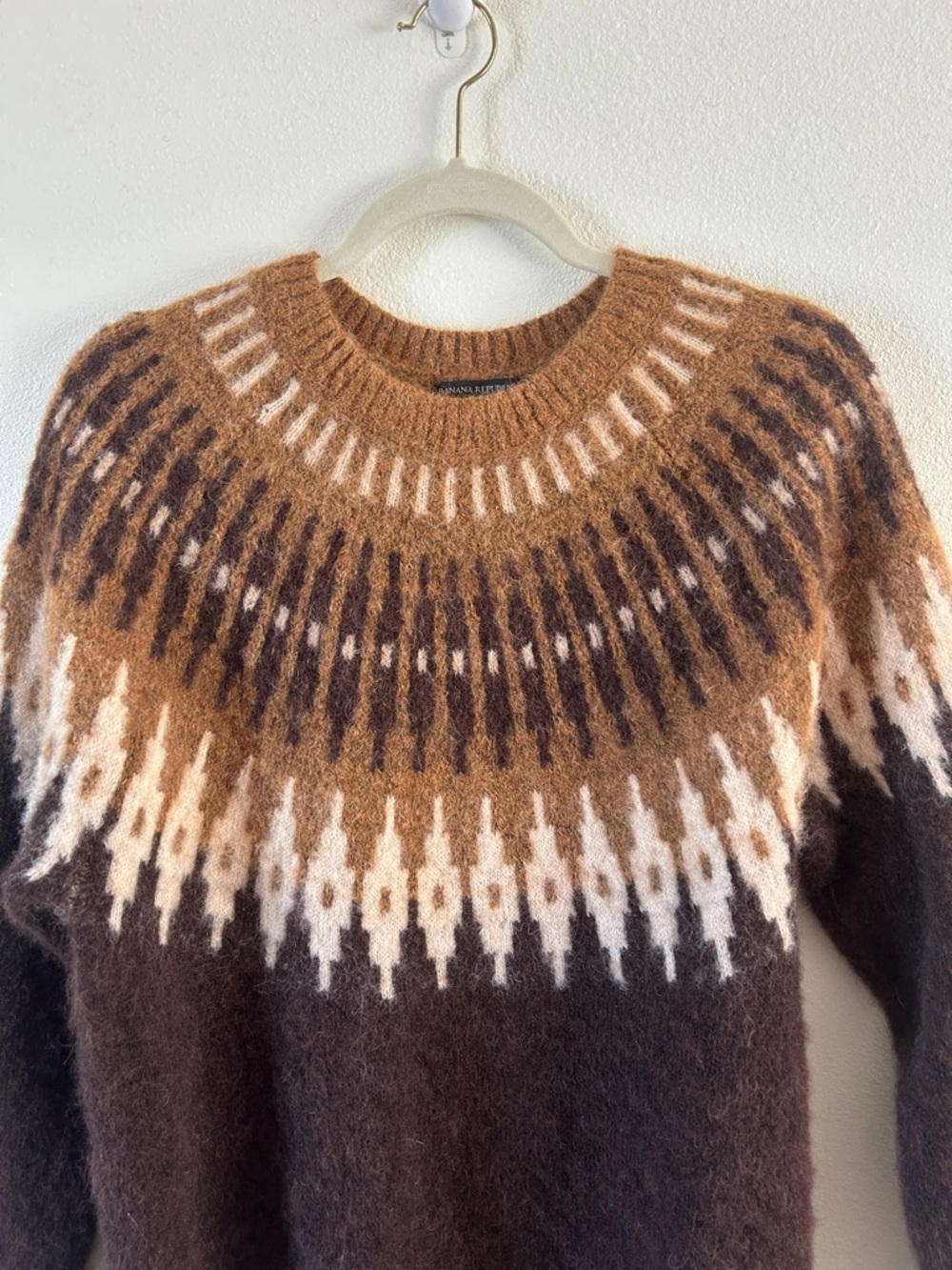 Banana Republic Fairisle Alpaca Sweater with Tan and Cream Yoke - Picture 2 of 6